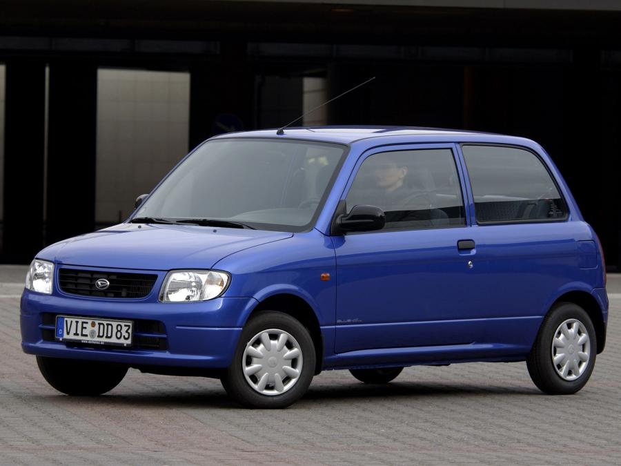  Daihatsu Cuore Blue Line 2001 года  (фото 1 из 2)